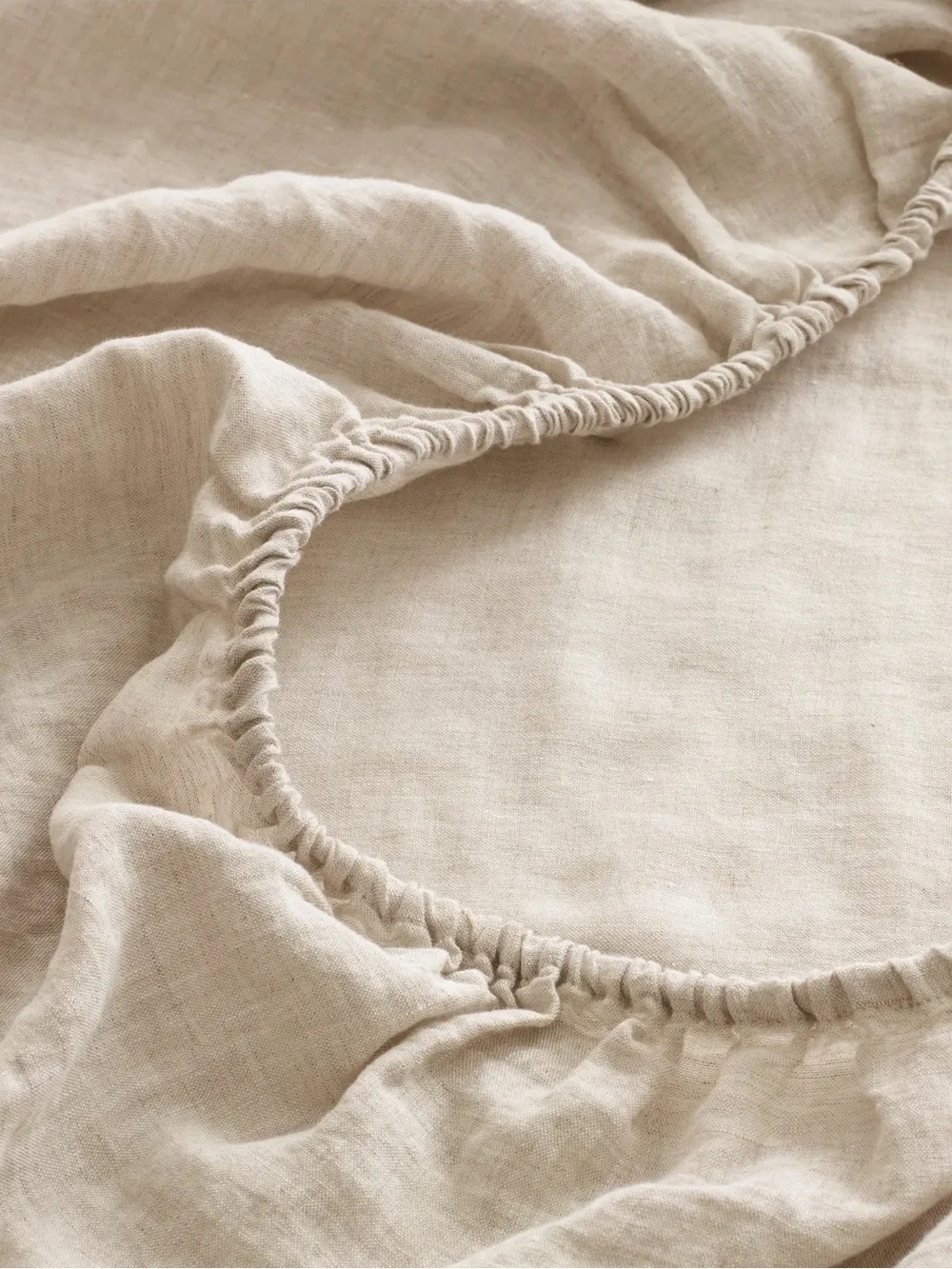 New Quince European Linen Fitted Sheet Set Queen - Natural Chambray $124